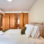 Carcavelos Apartment
