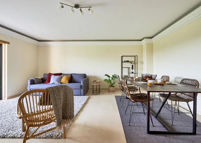 Carcavelos Apartment * Carcavelos