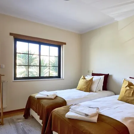 Carcavelos Apartment Апартаменты *