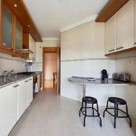 Апартаменты Carcavelos Apartment Каркавелуш