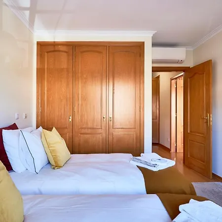 Carcavelos Apartment Апартаменты *