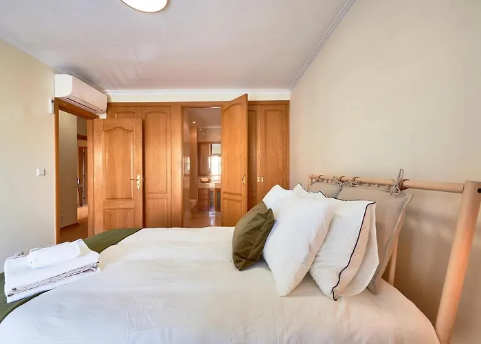 Carcavelos Apartment